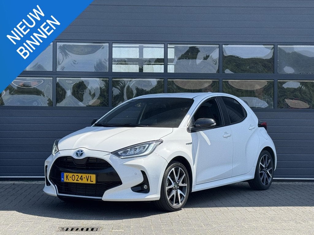 TOYOTA YARIS 1.5 HYBRID EXECUTIVE I AUTOMAAT I P-CAMERA I NA, Auto's, Toyota, 450 kg, Gebruikt, Met garantie (alle), Bedrijf