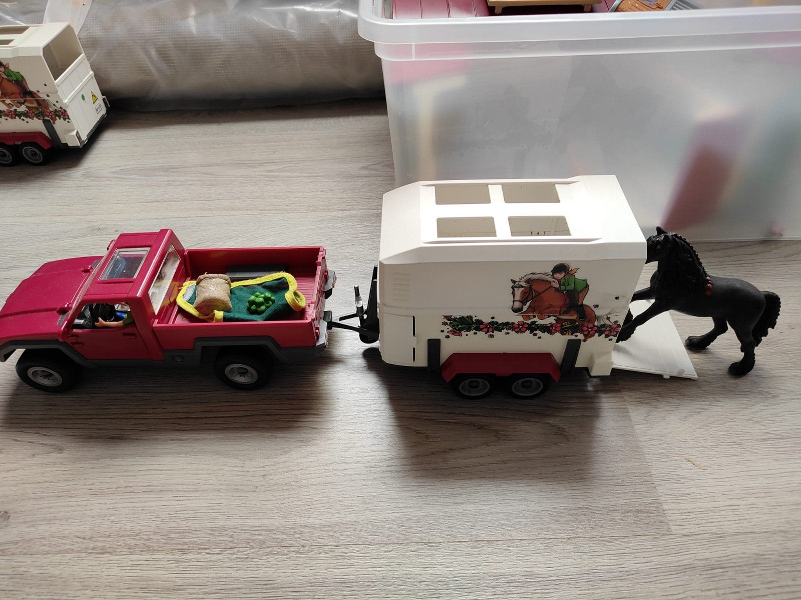 Schleich pick-up met paardentrailer en paard, Ophalen, Gebruikt, Jongen of Meisje