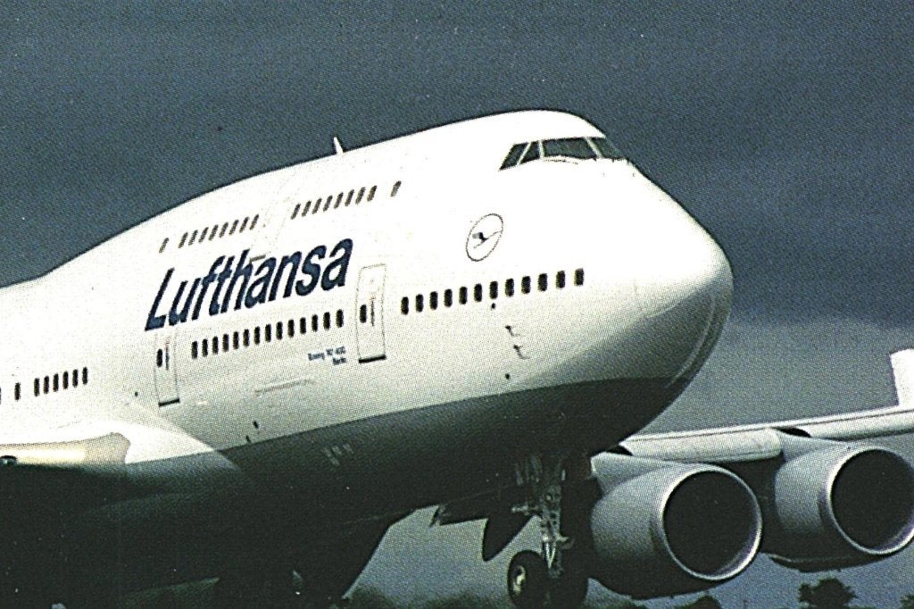 37686 vliegtuig Lufthansa Boeing 747-400  Onbeschreven, Ophalen of Verzenden, 1980 tot heden, Ongelopen