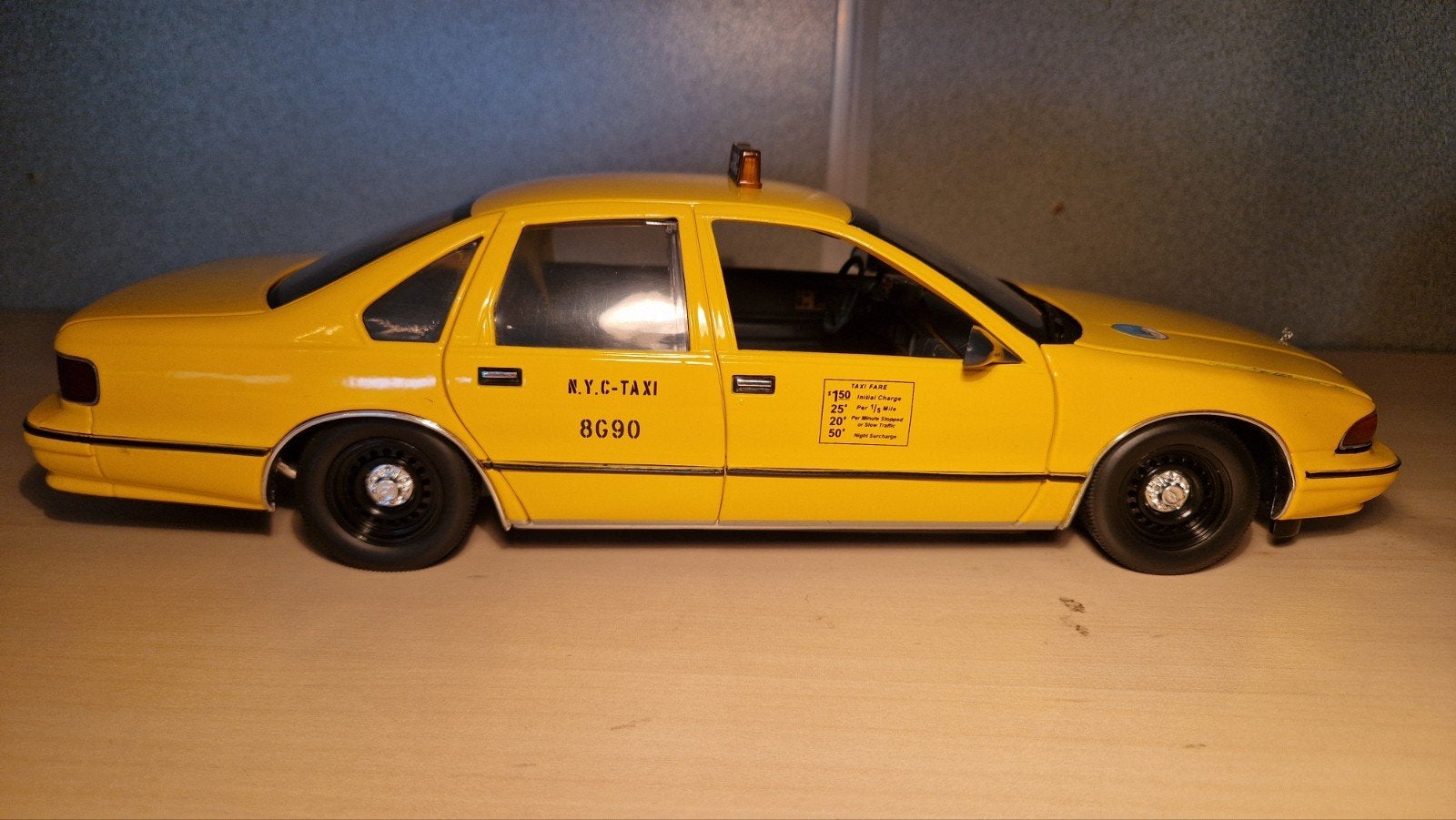 Gedetailleerd model van een New Yorkse taxi, Ophalen of Verzenden, Zo goed als nieuw, Auto, Overige merken