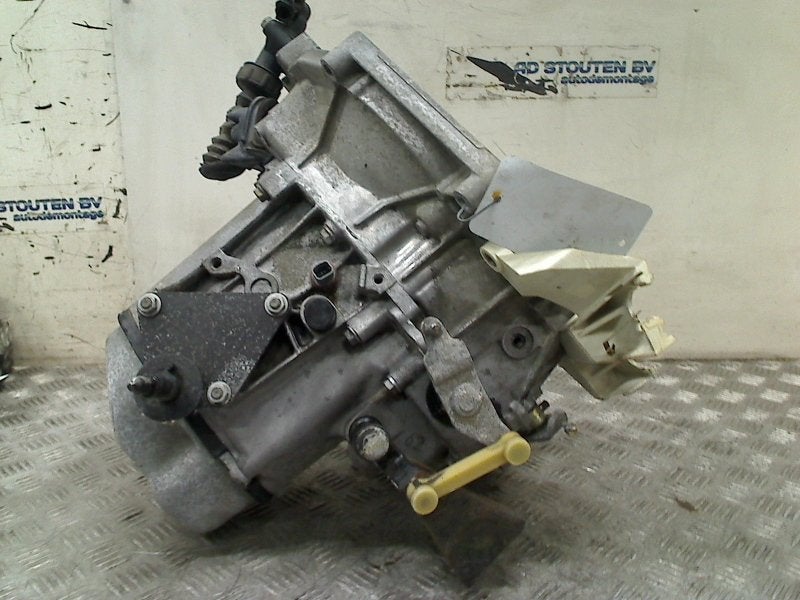 Versnellingsbak Schakel Citroën C4 Coupé (LA) 20291221, Gebruikt, Citroën, Kontakt-citroen@citroen.com, Citroën Deutschland GmbH