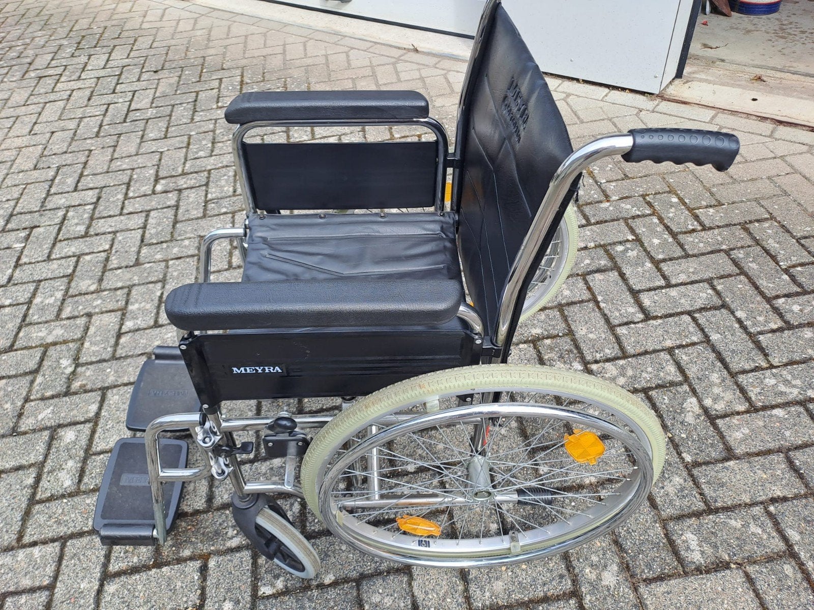 rolstoel opvouwbaar meyra orthopedia, Ophalen of Verzenden, Duwrolstoel