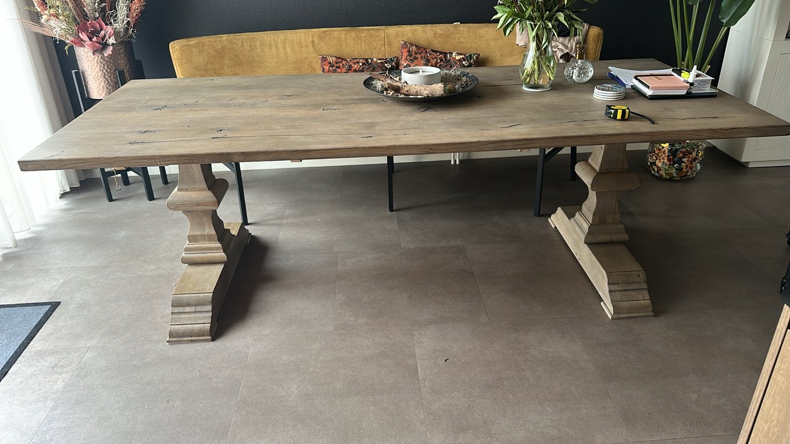 Robuuste klooster eettafel 240x100 cm met gebruikssporen, Huis en Inrichting, Ophalen, Gebruikt, 100 tot 150 cm, 200 cm of meer