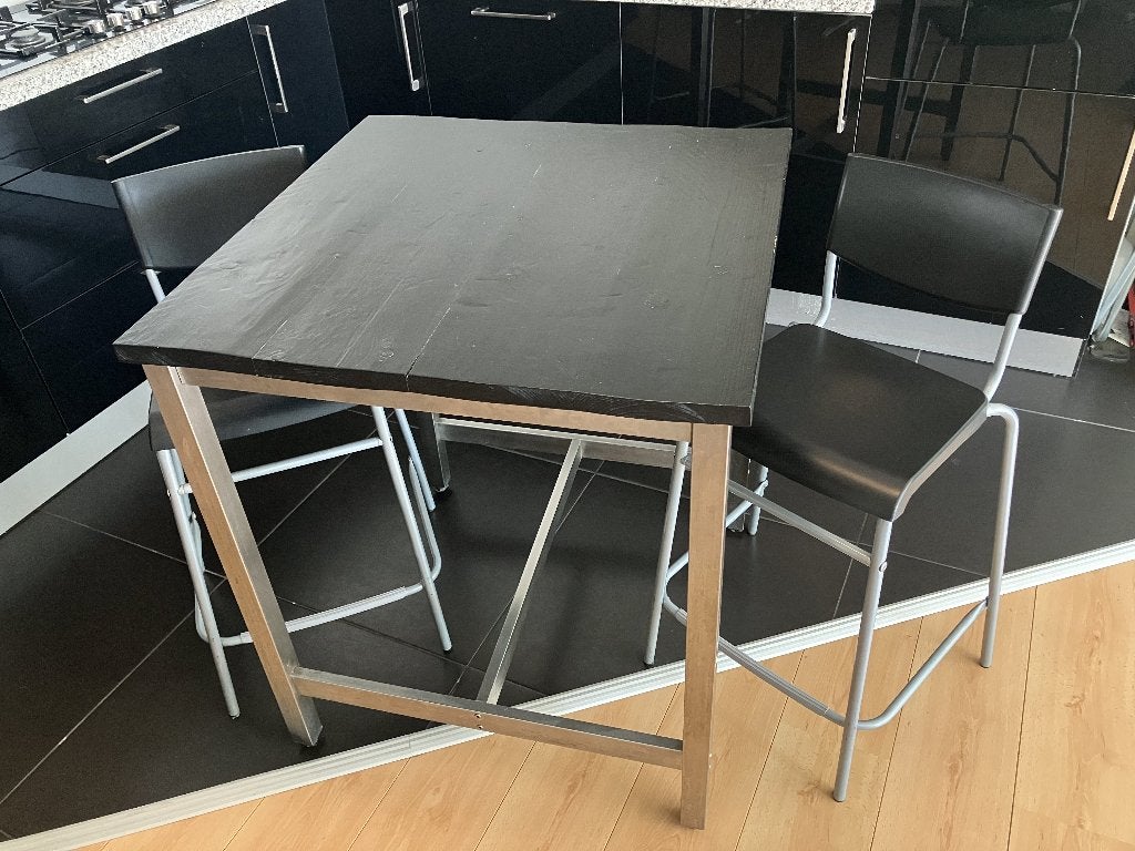 Bar table with 2 IKEA STIG bar stools – black/grey, Ophalen, Gebruikt