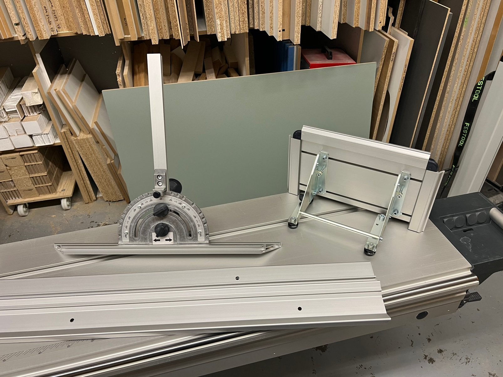 Festool Schuiftafel ST 492100 met hoekaanslag WA, Ophalen of Verzenden, Gebruikt