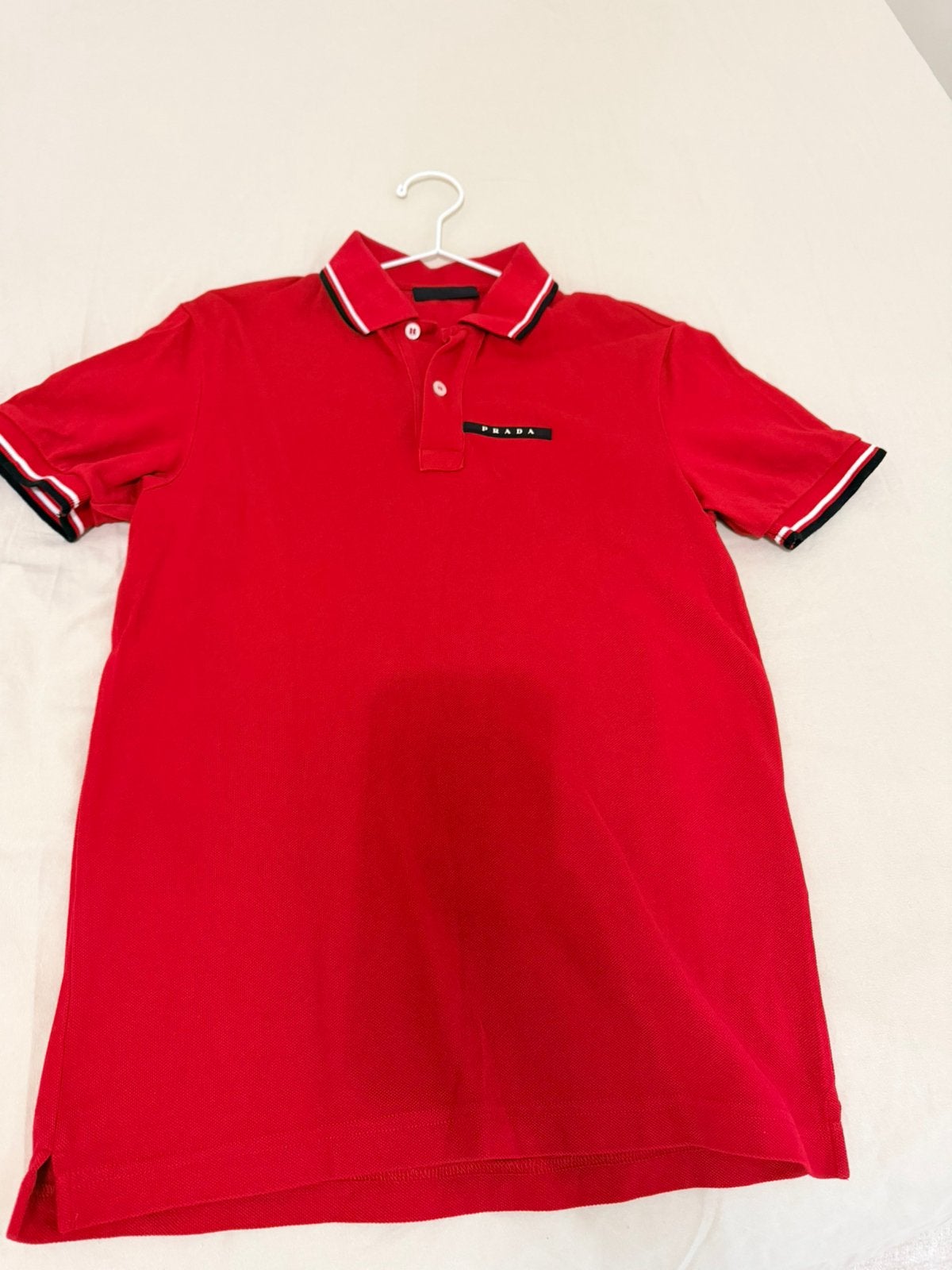 Prada polo, Ophalen of Verzenden, Zo goed als nieuw, Maat 46 (S) of kleiner, Rood