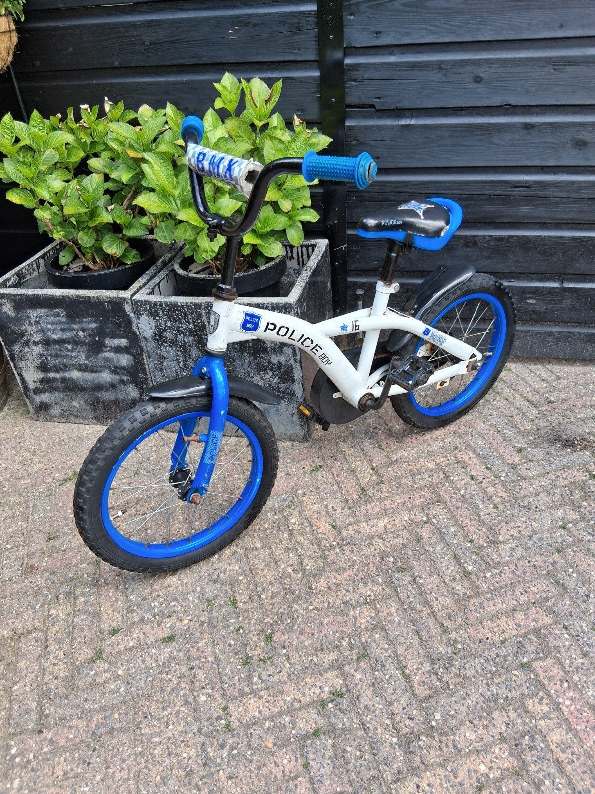 Crossfiets 16 inch - Ideaal voor jonge avonturiers, Fietsen en Brommers, Fietsen | Crossfietsen en BMX, Ophalen, Terugtraprem