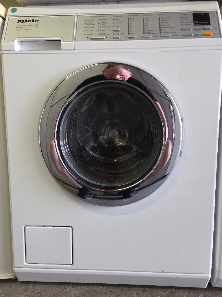 wasmachine - Miele - 6kg - A+ UITVERKOOP!, Ophalen, Nfo@miele.nl, Miele, Voorlader