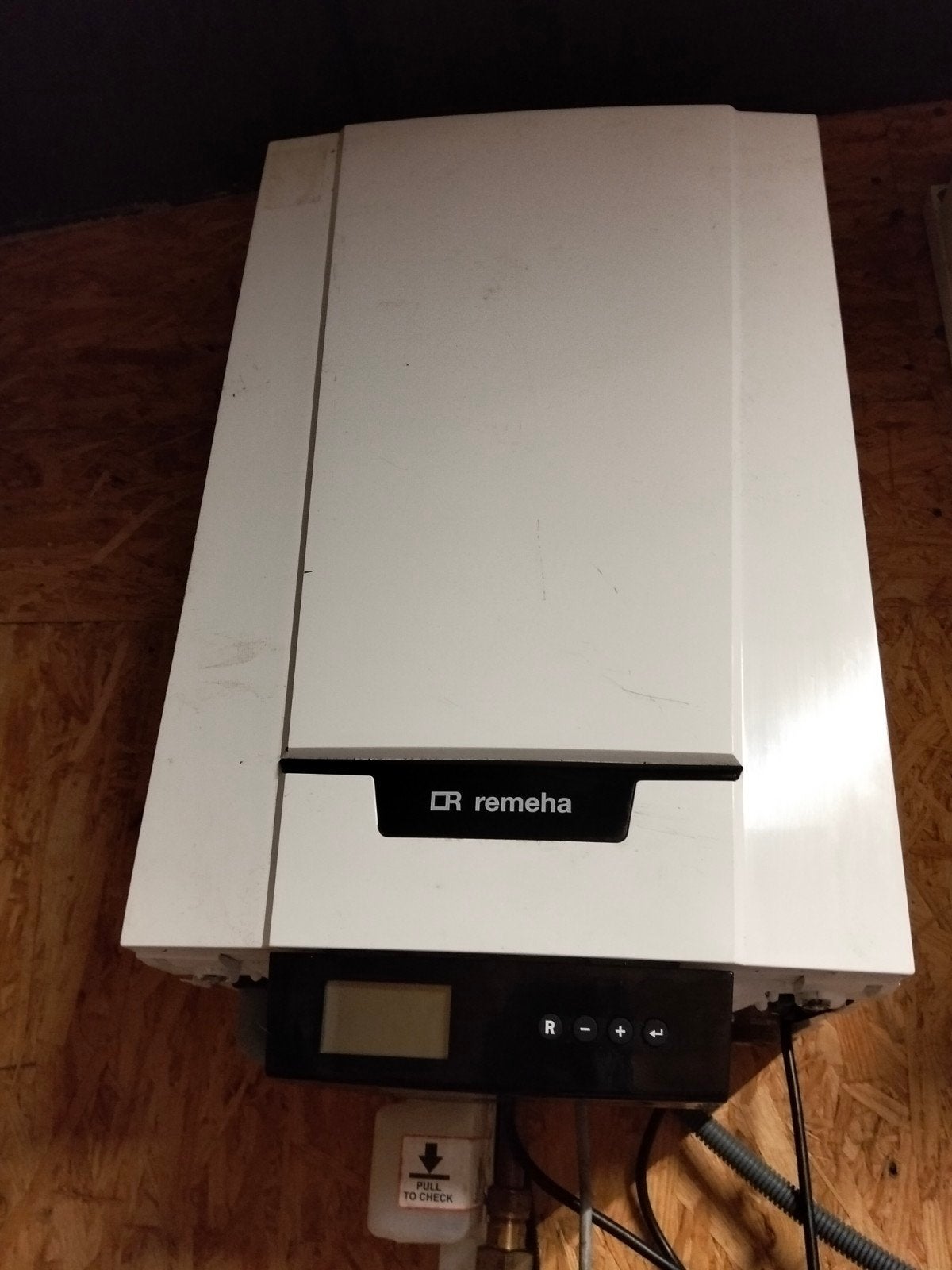 Remeha Tzerra Plus 28c CW4 CV-ketel, zo goed als nieuw, Ophalen, 30 tot 80 cm, Hoog rendement (Hr), Cv-ketel of Combi-ketel