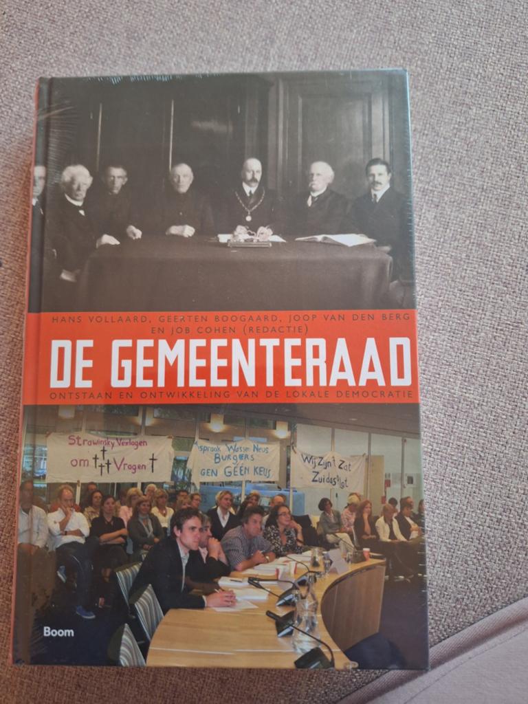 Joop Van den Berg - De Gemeenteraad, Ophalen of Verzenden, Nieuw, Joop Van den Berg; Hans Vollaard; Geerten Boogaard; Job Cohen