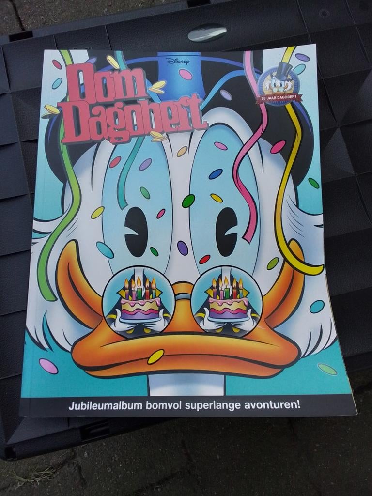 Oom Dagobert 75 Jaar Jubileumalbum - Superlange Avonturen, Eén stripboek, Ophalen of Verzenden, Zo goed als nieuw, Walt Disney