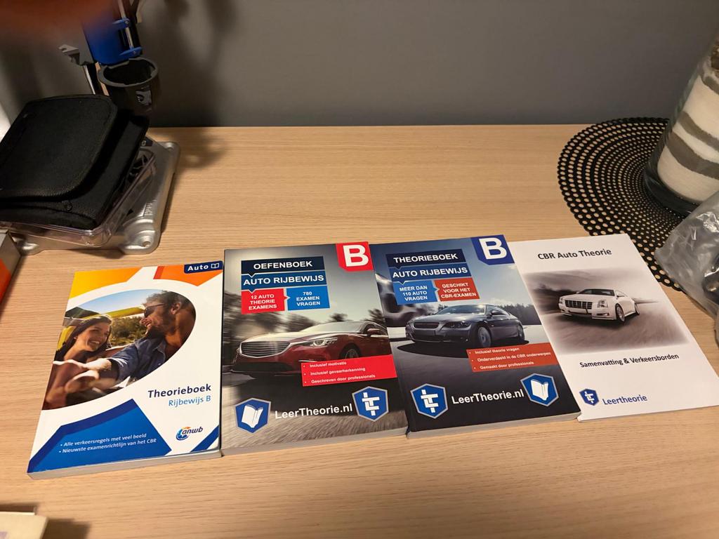Rijexamen theorie boekenpakket, Ophalen of Verzenden, Alpha, Zo goed als nieuw