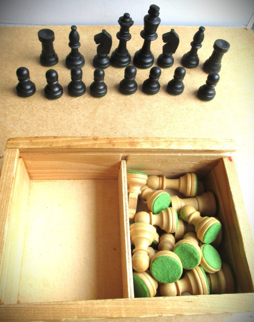 Staunton Schaakstukken~Antieke Houten Schaak stukken, Ophalen of Verzenden, Minder dan 500 stukjes, Gebruikt, Schaken