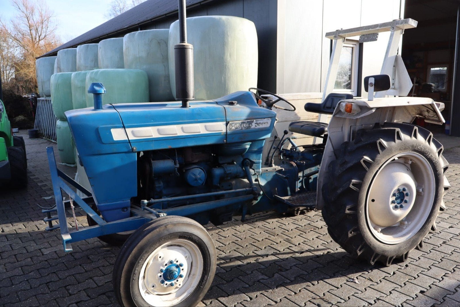 Ford 3000 Oldtimer Tractor - Goed Onderhouden met kenteken., Ophalen, 2500 tot 5000, Oldtimer, Ford