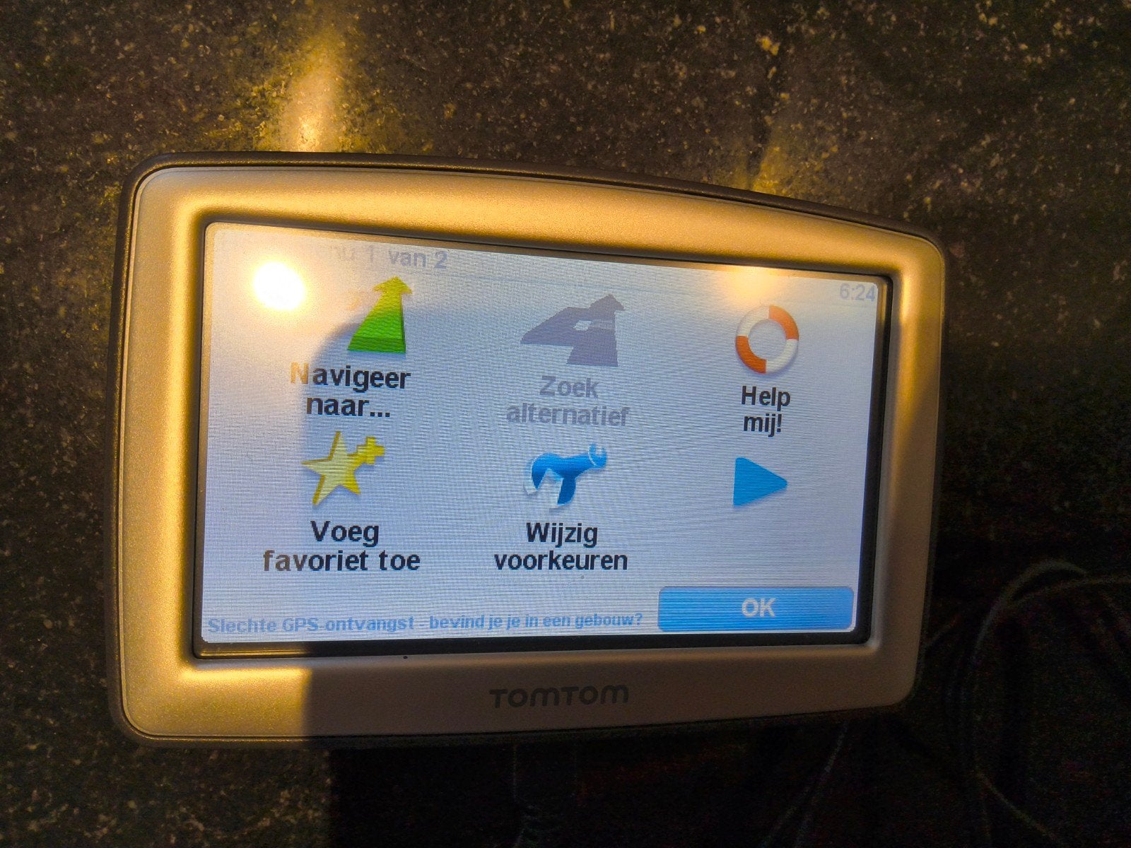 TomTom XL navigatiesysteem, Ophalen