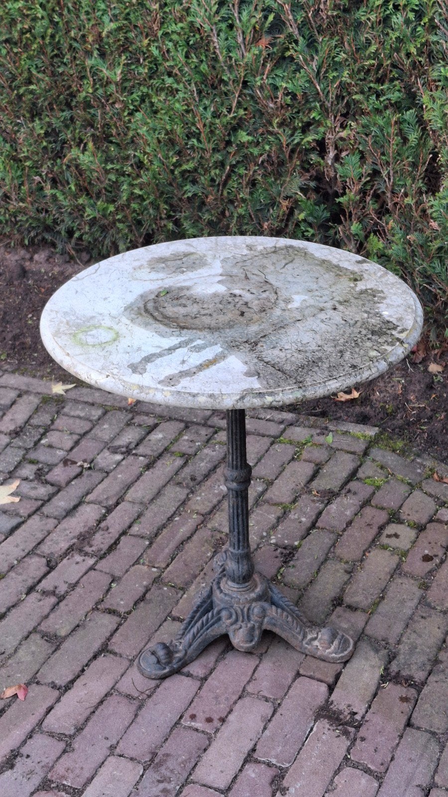 Antieke Bistro Tafel met Marmeren Blad en Gietijzeren Voet, Ophalen