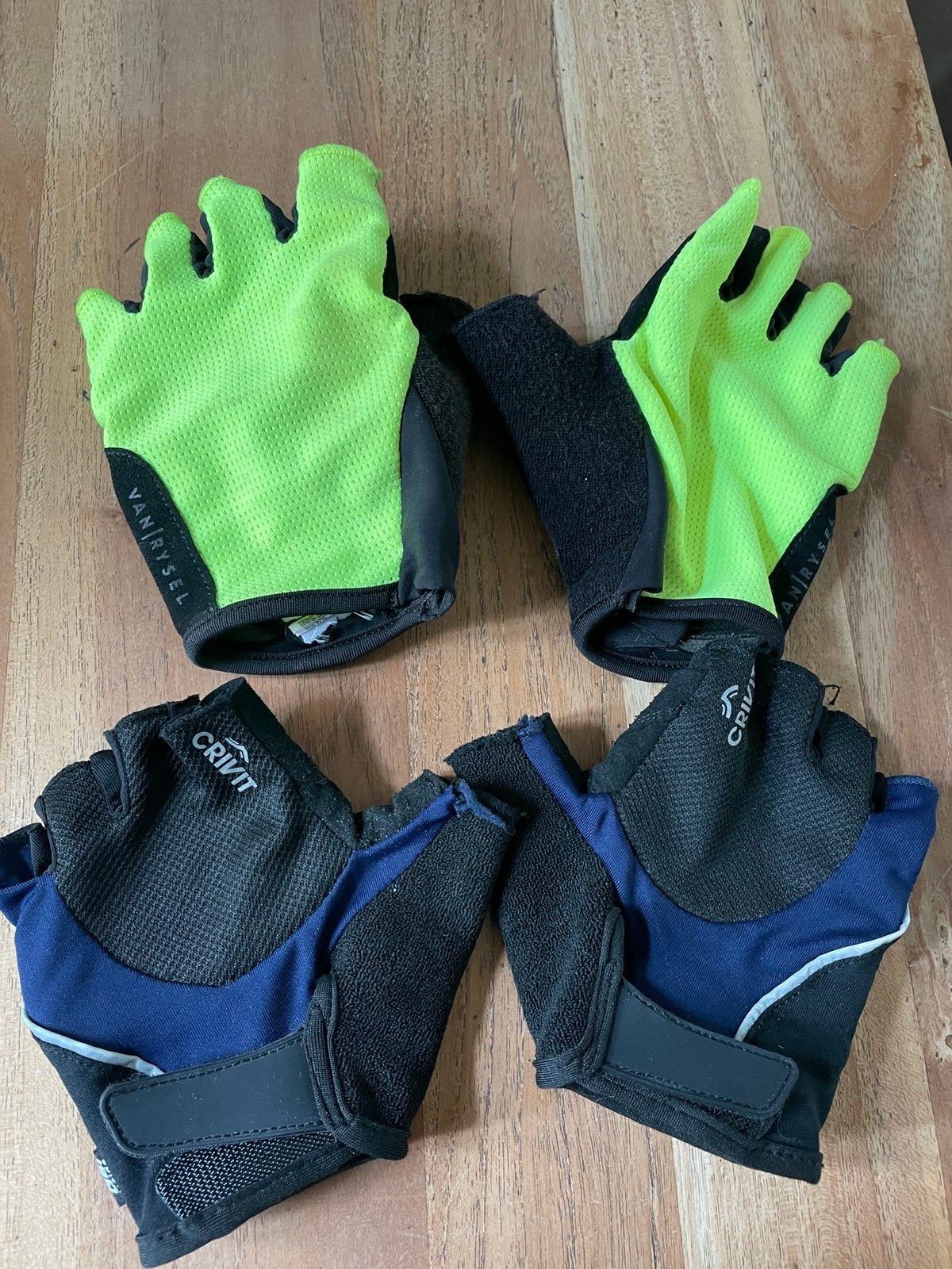 Wielren handschoenen 2x, Ophalen of Verzenden, Zo goed als nieuw, Handschoenen
