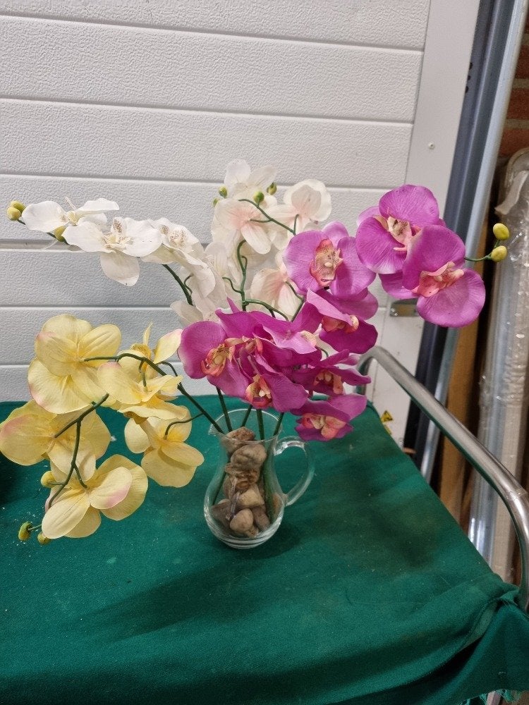 kunstbloemen orchidee drie kleuren, Huis en Inrichting, Ophalen of Verzenden, 'T Olde Gre-j, Info@toldegrej.nl, Endepoelstraat 20f Didam