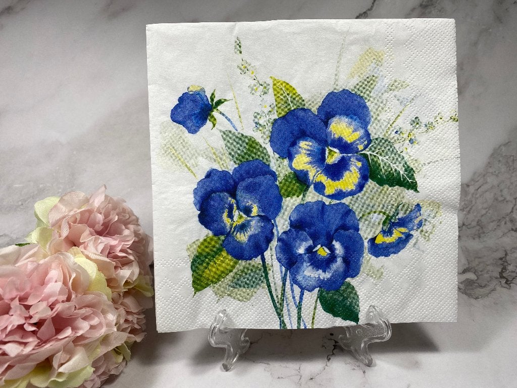 Knutsel servetten 33x33 cm blauwe viooltjes decoupage nr 82, Ophalen of Verzenden, Nieuw