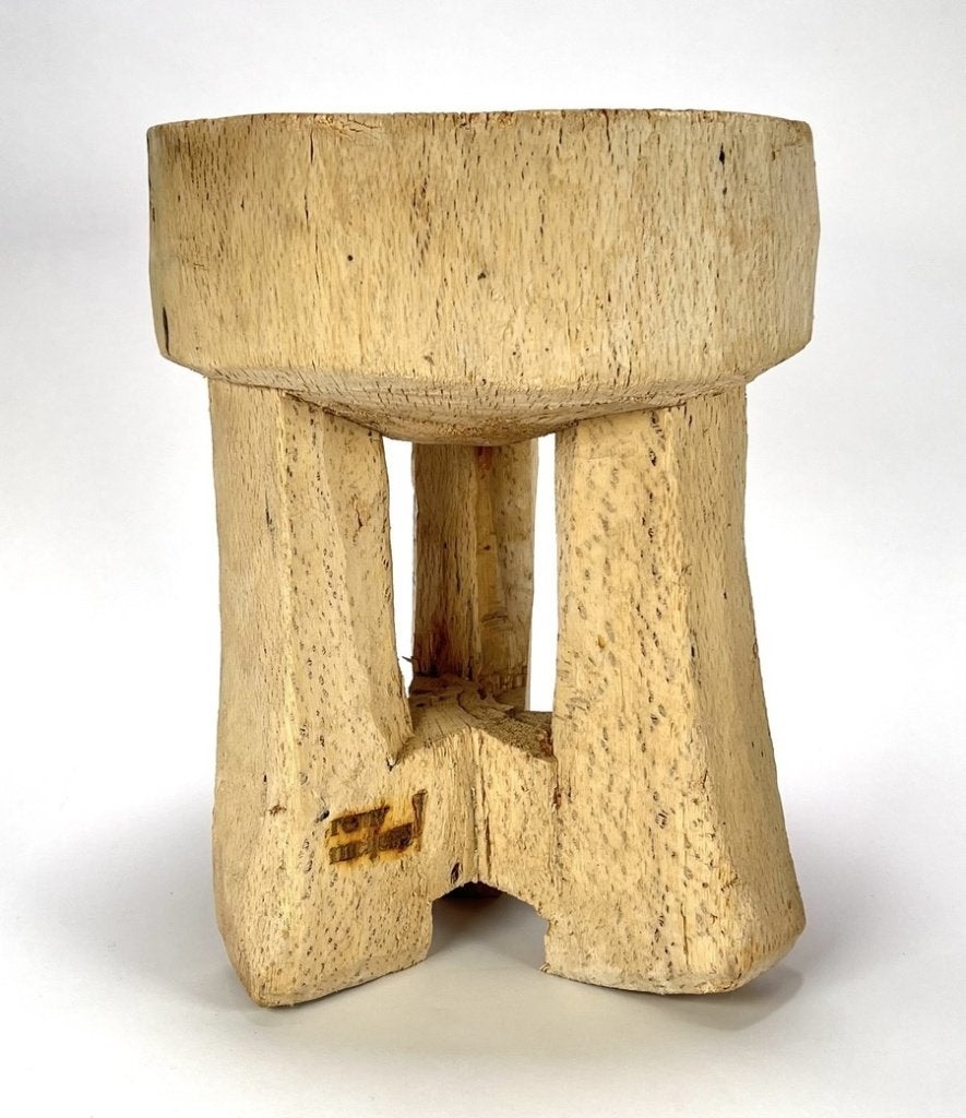 522. Houten bijzettafeltje, Remy Meijers - begin 21e eeuw, Antiek en Kunst, Ophalen