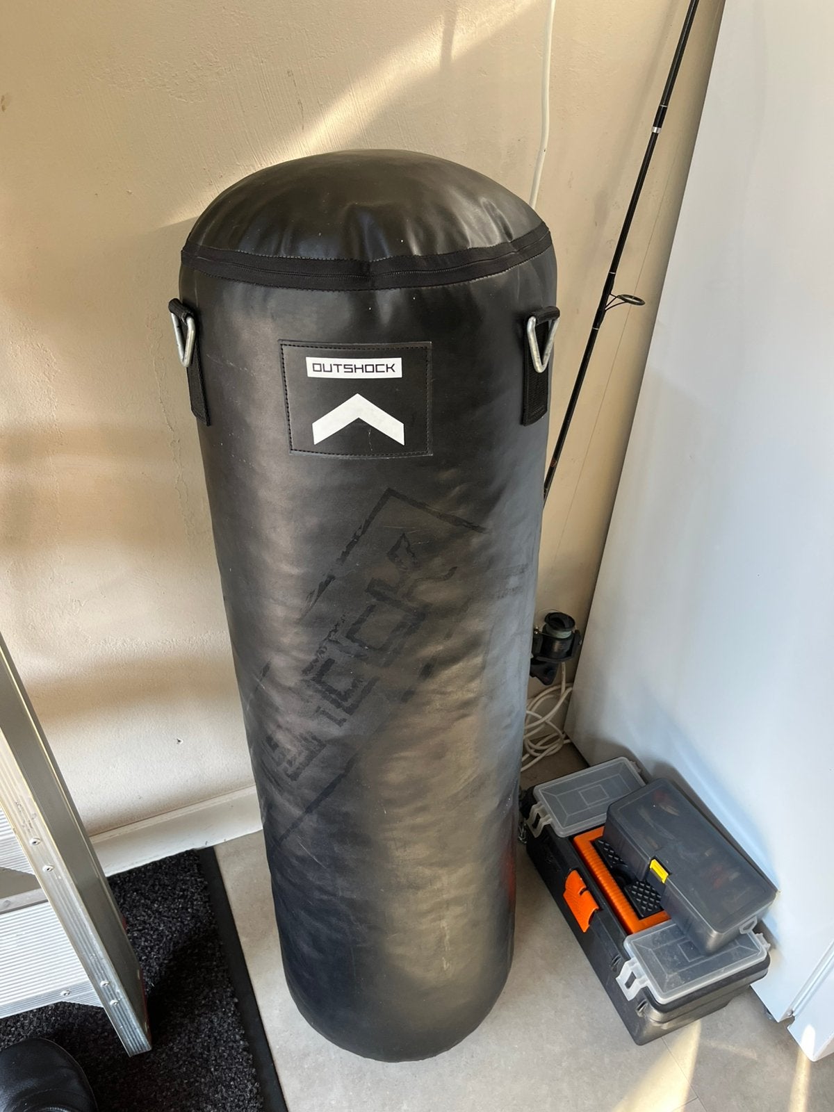 Outschok boks zak 32KG, Ophalen, Zo goed als nieuw, Bokszak