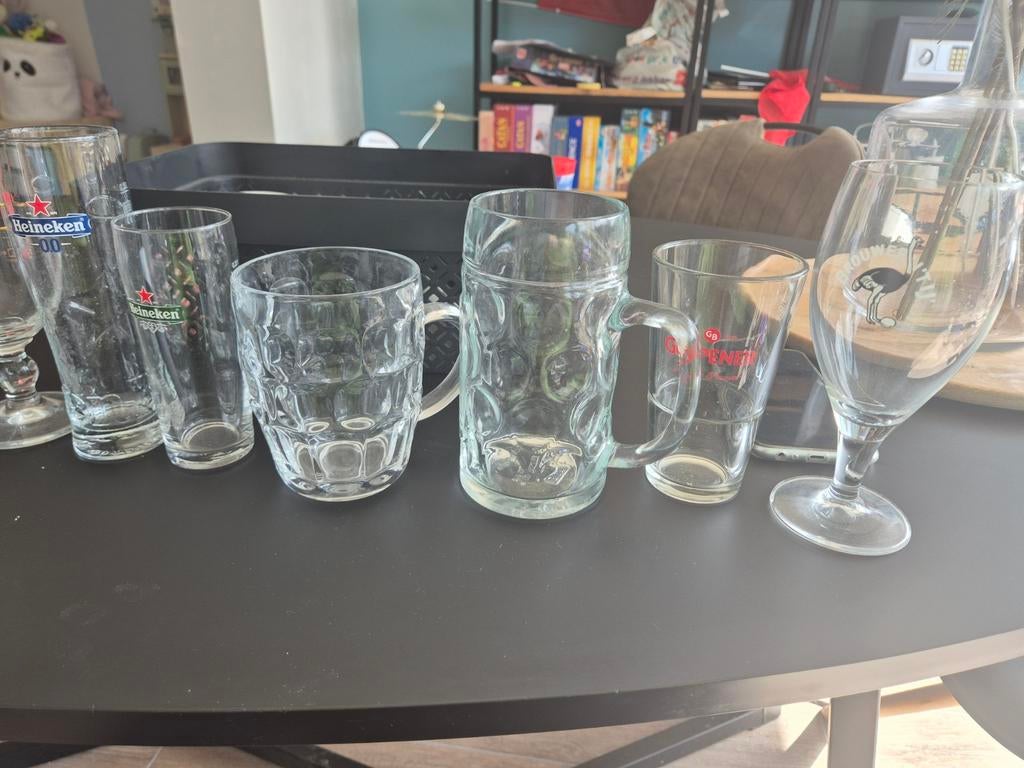 12 bier/drank glazen, Verzamelen, Glas en Borrelglaasjes, Ophalen of Verzenden