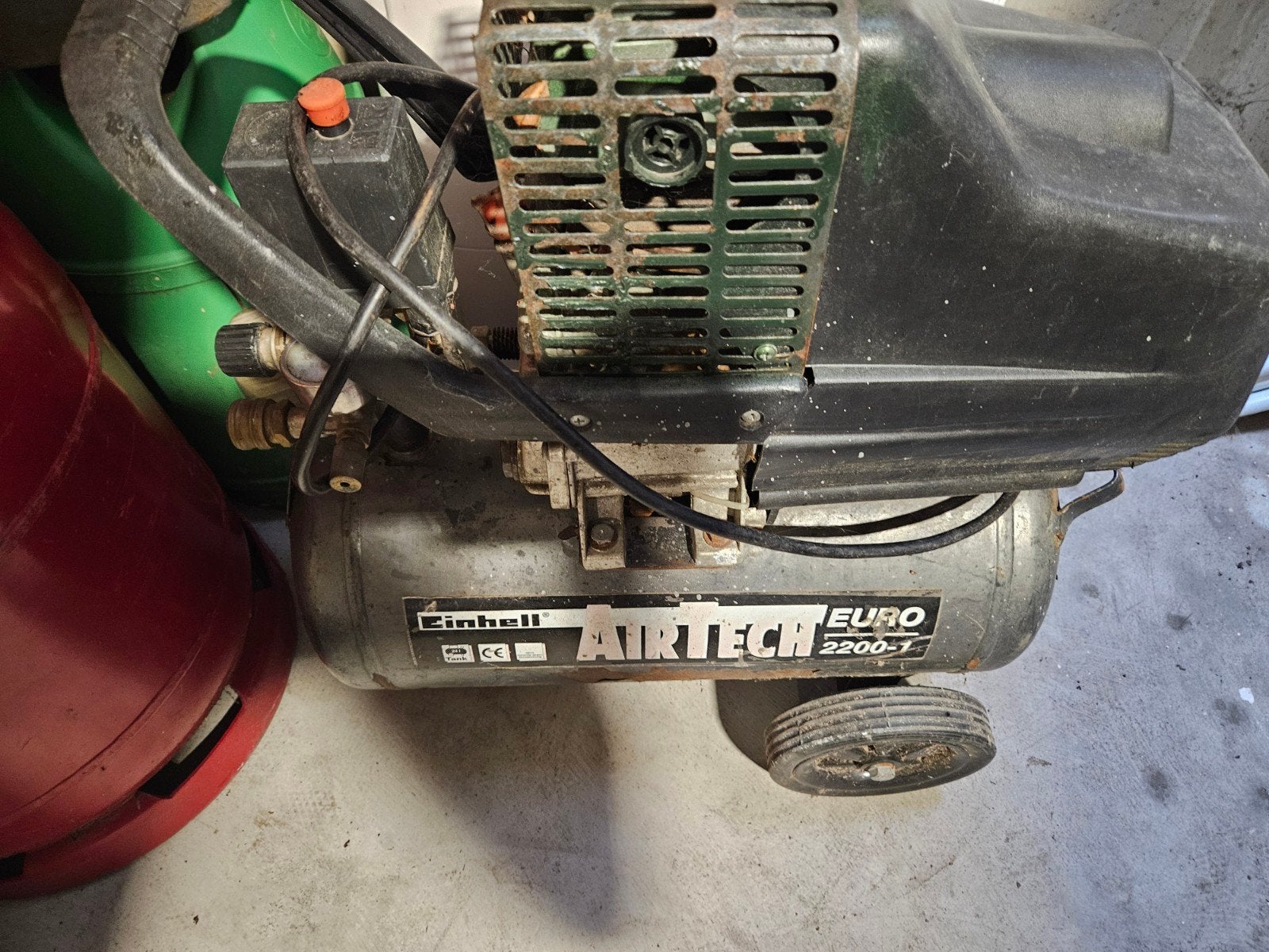 Einhell Airtech 2200-1 Compressor - 24L, 8 bar, Doe-het-zelf en Verbouw, Compressors, Ophalen of Verzenden