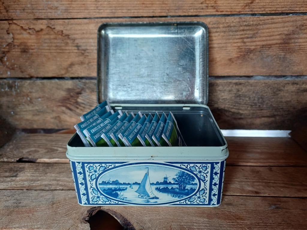 Vintage Delfts blauw blikje – Holland stijl bewaarblik – dec, Ophalen of Verzenden