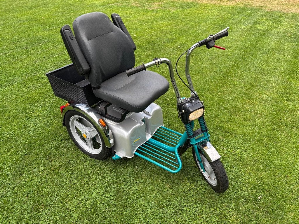 afikim supersport scootmobiel, Ophalen, Zo goed als nieuw