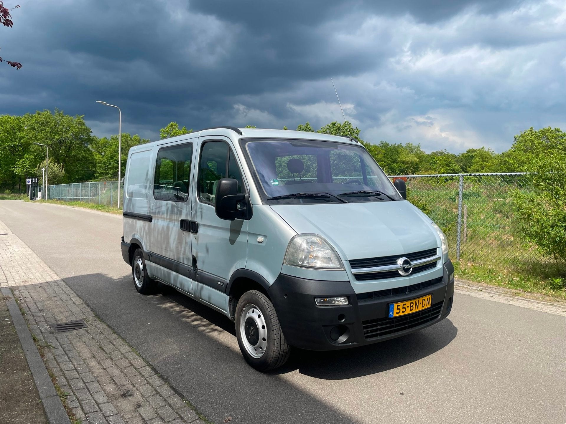 Opel Movano 2.5 CDTi L1H1 [ Rolstoel ][ Keurig Onderhouden], Stof, Gebruikt, 4 cilinders, Startonderbreker
