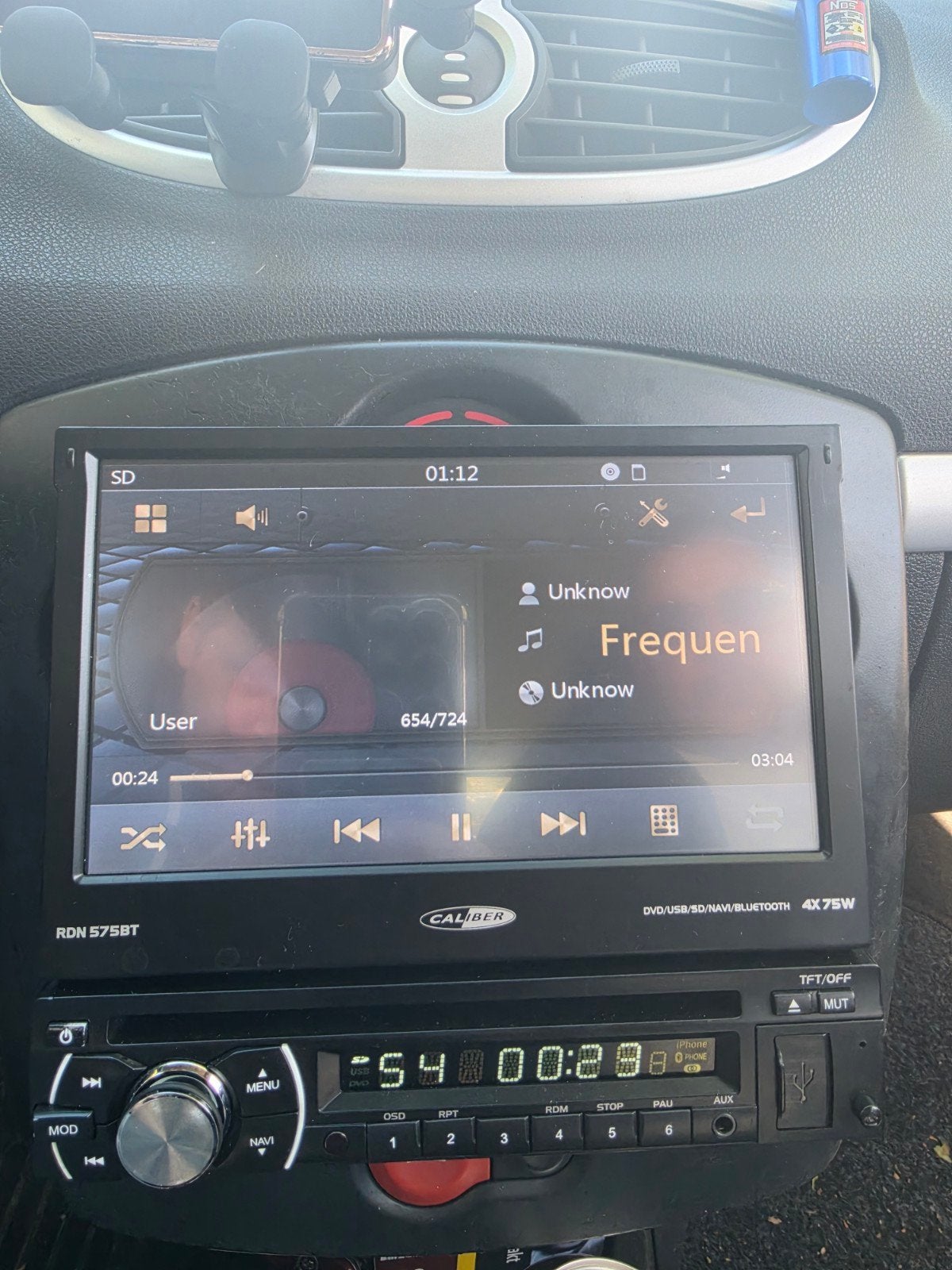 caliber auto radio met klapscherm, Ophalen of Verzenden, Zo goed als nieuw