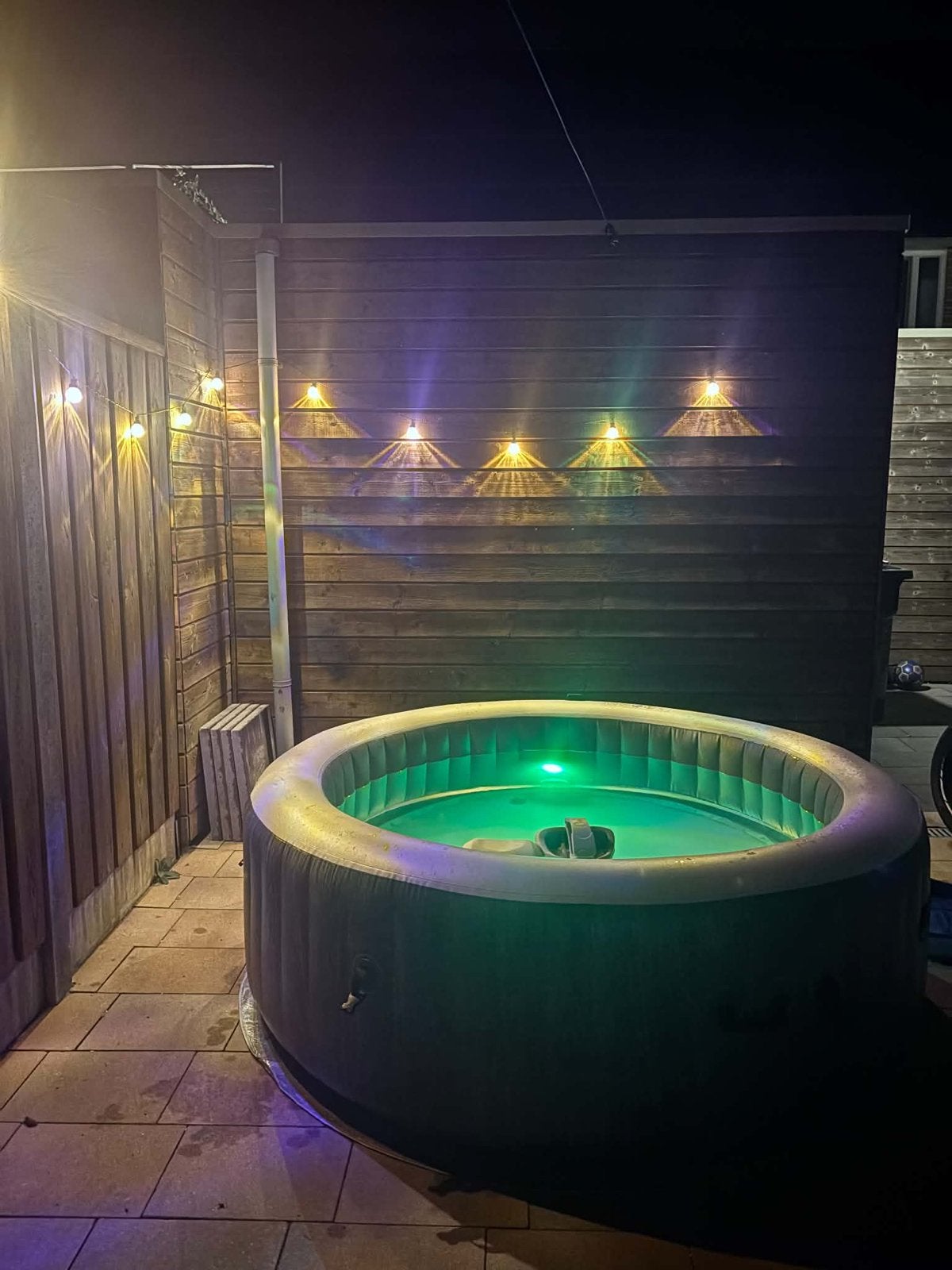 Intex Pure Spa Greywood Deluxe opblaasbare spa - 4 persoons, Tuin en Terras, Ophalen, Zo goed als nieuw, Afdekzeil, Opblaasbaar