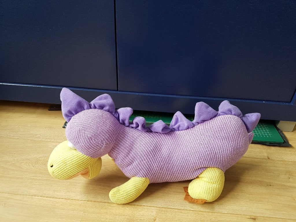 Dinosaurus kussen / Knuffel. Superzacht !, Paars, Dinosaurus, Ophalen of Verzenden, Zo goed als nieuw