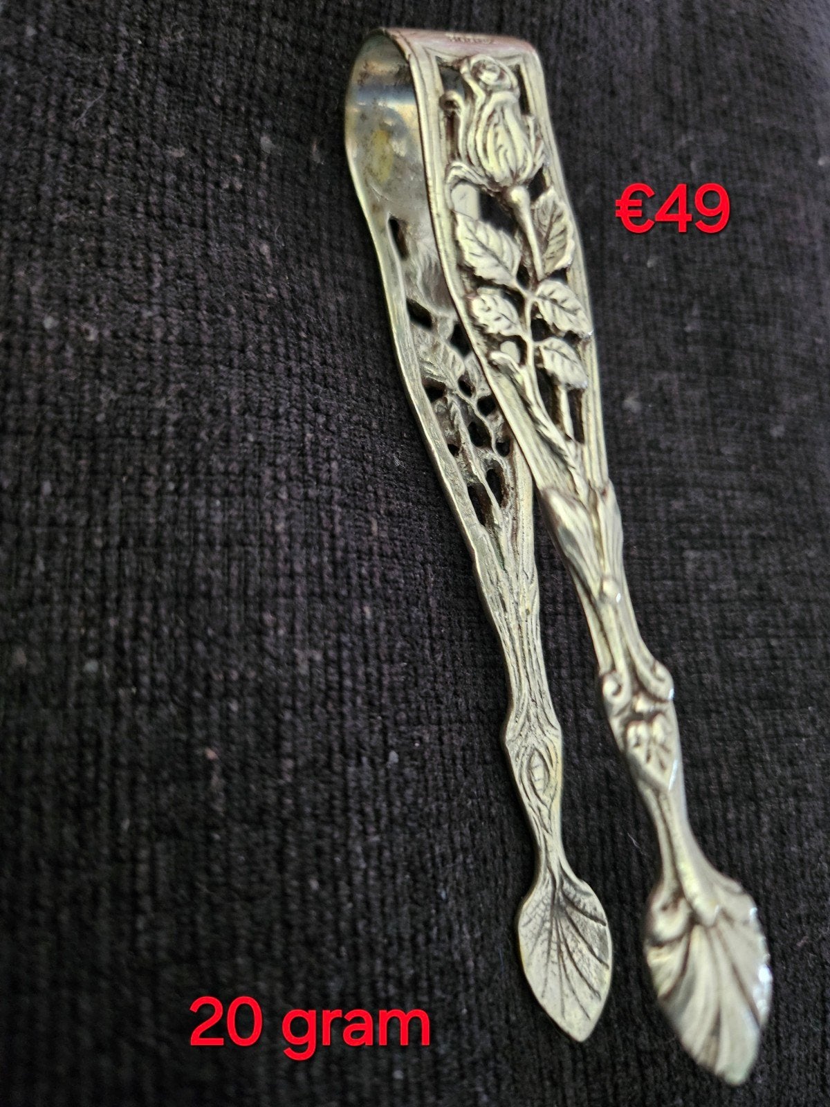 Antieke zilveren suikertang met roosdecoratie (800), Antiek en Kunst, Ophalen of Verzenden, Zilver