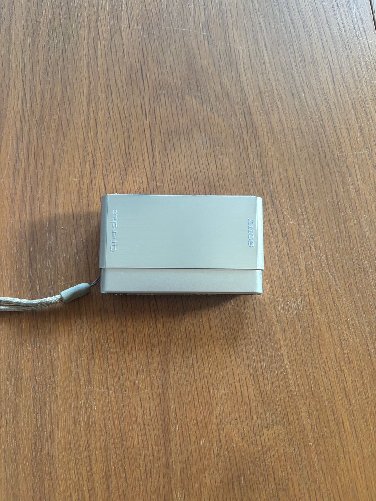 Sony Cyber-shot DSC-T77, Gebruikt, 10 megapixels, Ophalen of Verzenden, Compactcamera