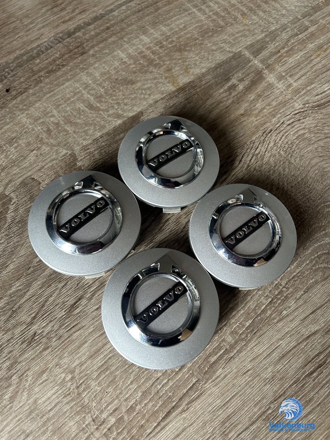 ORIGINELE Volvo naafkap naafdop set zilver chroom, Auto diversen, Gebruikt, -, Verzenden, -