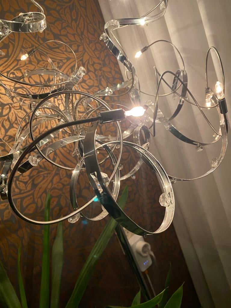 Moderne design vloerlamp met spiraalvormige elementen, Ophalen, Gebruikt, Kunststof, 150 tot 200 cm