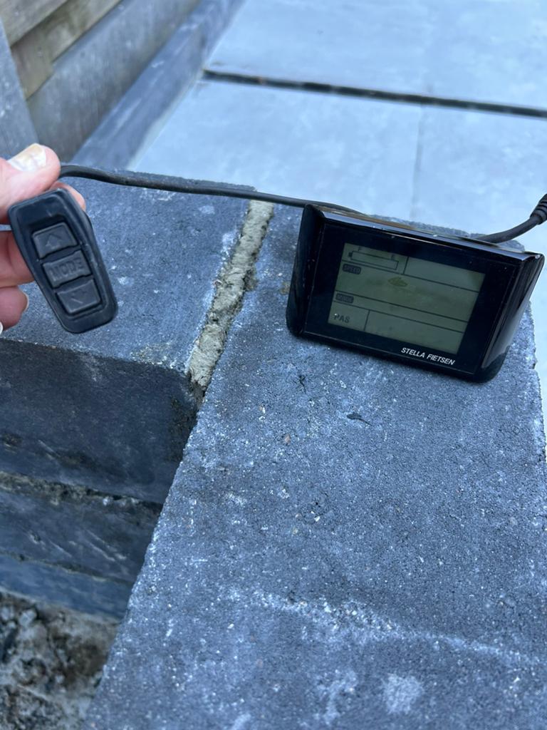 Stella scherm 5 pins, Fietsen en Brommers, Fietsaccessoires | Fietscomputers, Ophalen, Gebruikt