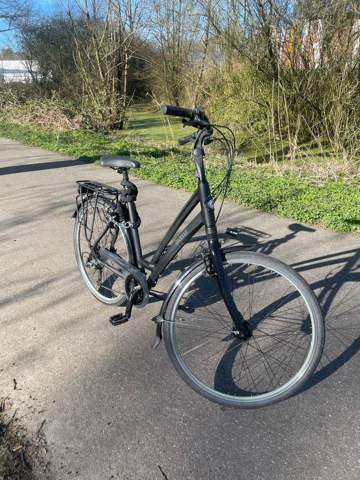 Zo goed als nieuwe Gazelle damesfiets( of ruil tegen fatbike, Ophalen, 53 tot 56 cm, Versnellingen, Zo goed als nieuw