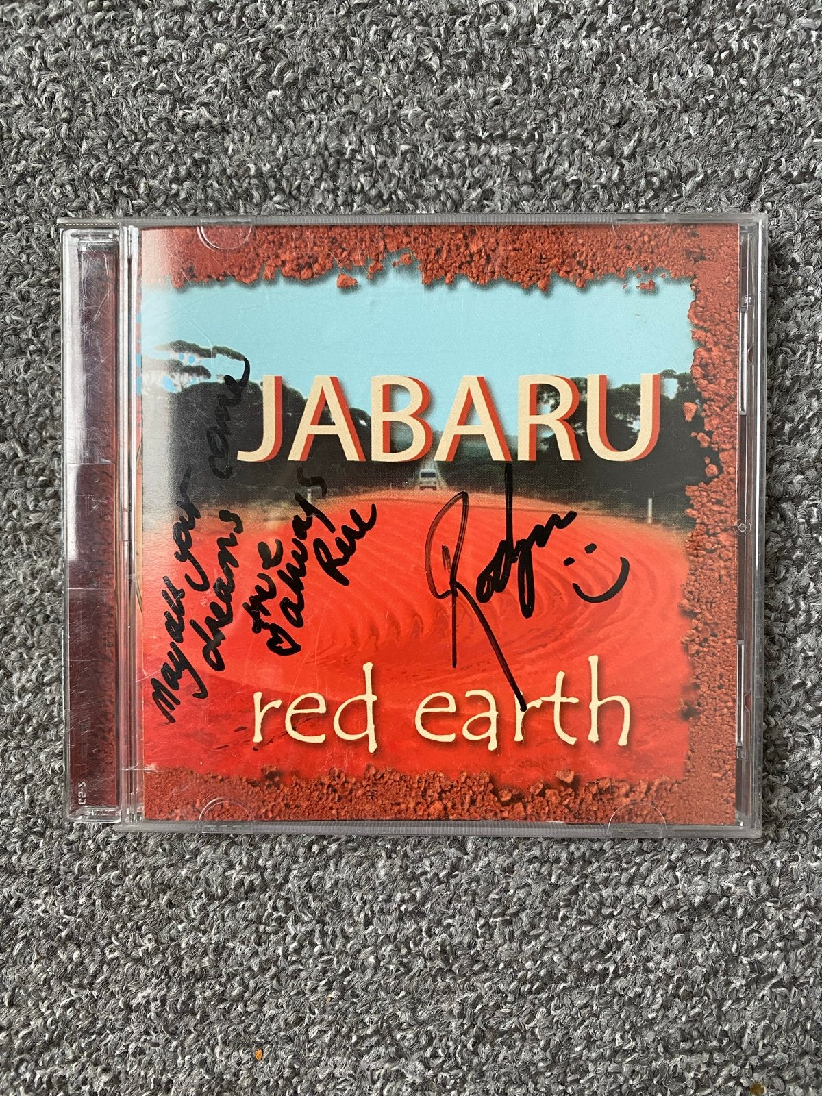 Gesigneerde CD: Jabaru - Red Earth (2003), Cd's en Dvd's, Ophalen, Zo goed als nieuw, Album, Gesigneerd