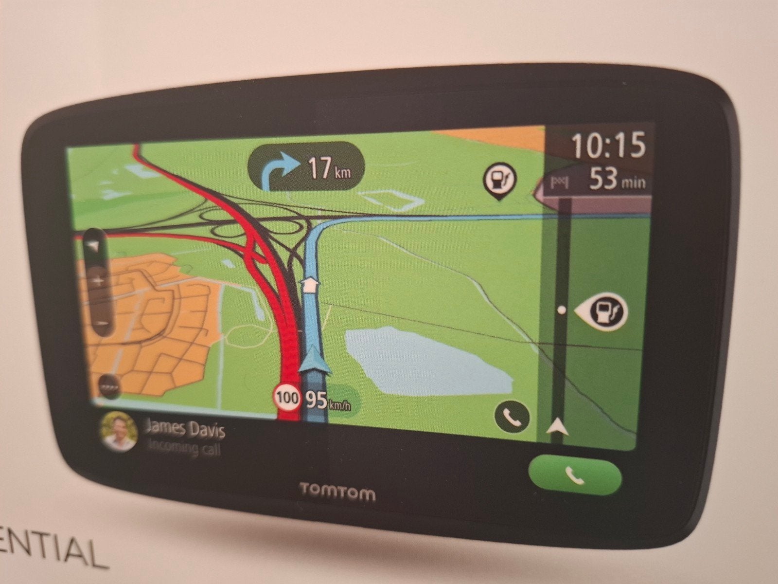 TomTom GO Essential 6" Navigatiesysteem, Ophalen of Verzenden, Zo goed als nieuw