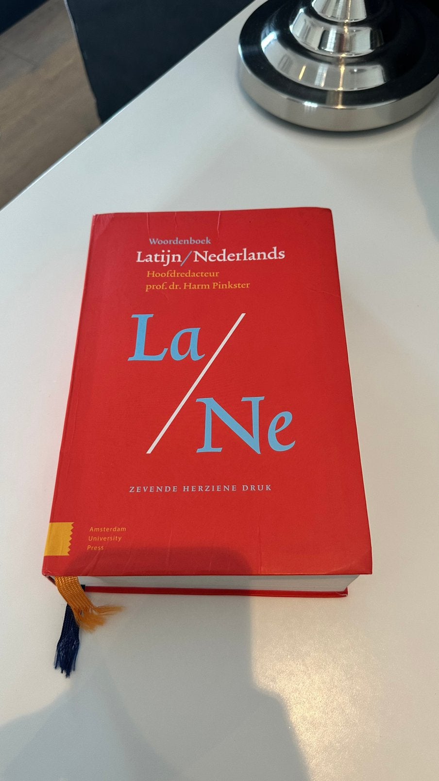 Latijn -> Nederlands woordenboek, Verzenden, Zo goed als nieuw, Overige uitgevers, Latijn