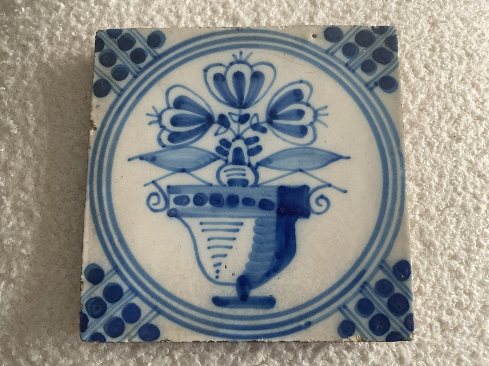 Antieke Delfts Blauwe Tegel met Bloemenvaas, Ophalen of Verzenden