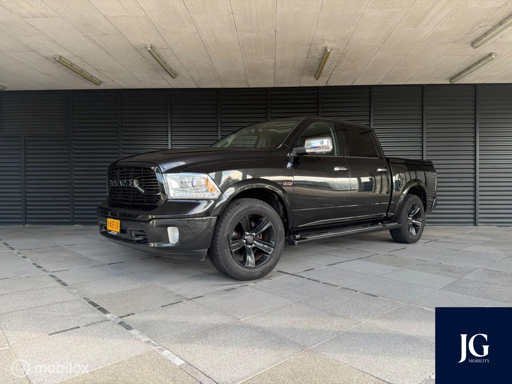 Dodge Ram 1500 5.7 V8 Crew Cab 5'7, Auto's, Dodge, Bedrijf, Te koop, RAM 1500, ABS, Airbags, Airconditioning, Alarm, Boordcomputer