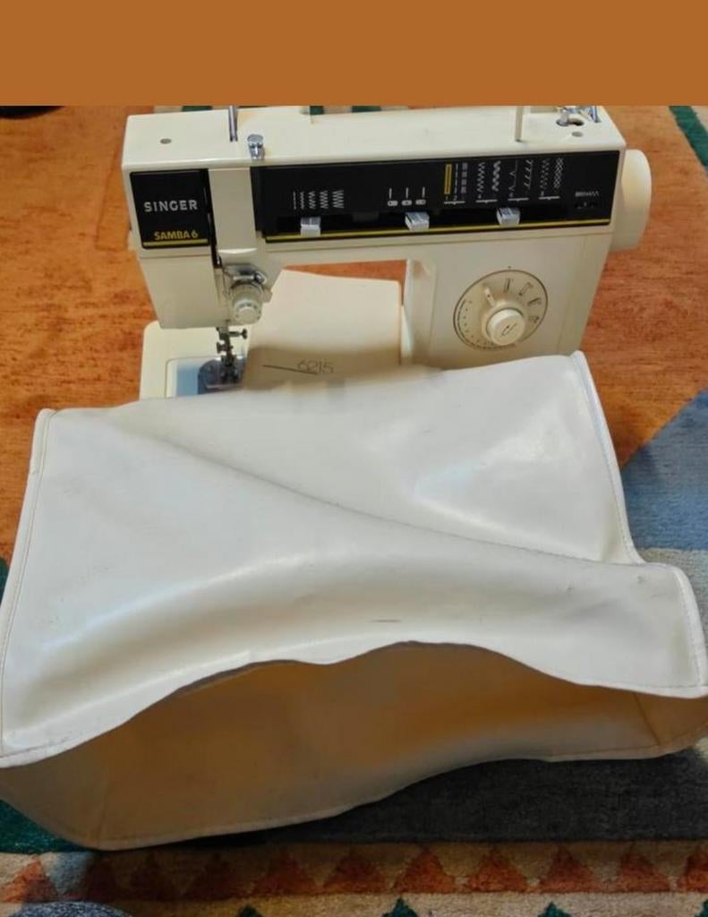 Singer Samba 6 Naaimachine met accessoires, Hobby en Vrije tijd, Naaimachines en Toebehoren, Ophalen of Verzenden, Gebruikt, Naaimachine