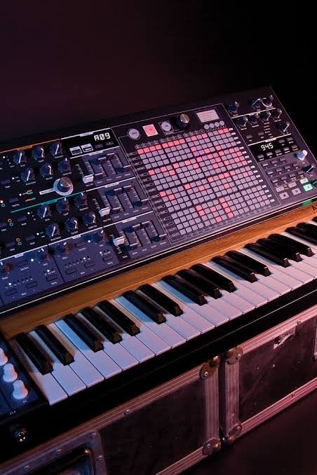 Arturia Matrixbrute Analoge Synthesizer, Zo goed als nieuw, Met midi-aansluiting, Ophalen, 49 toetsen