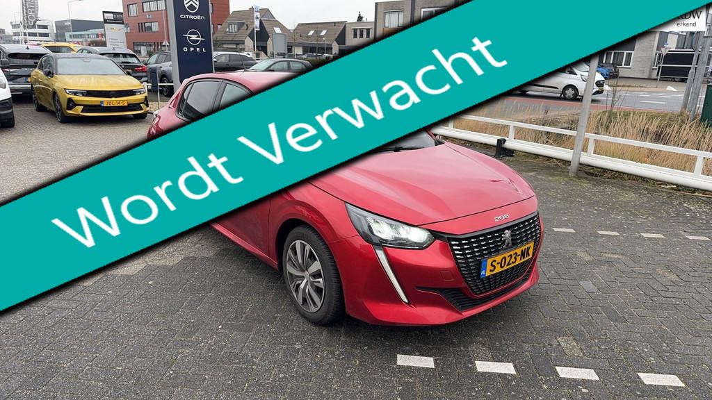 Peugeot 208 1.2i 102pk Active 37.000km. Airco Cruise Navi Ca, Voorwielaandrijving, Gebruikt, Euro 6, 49 €/maand