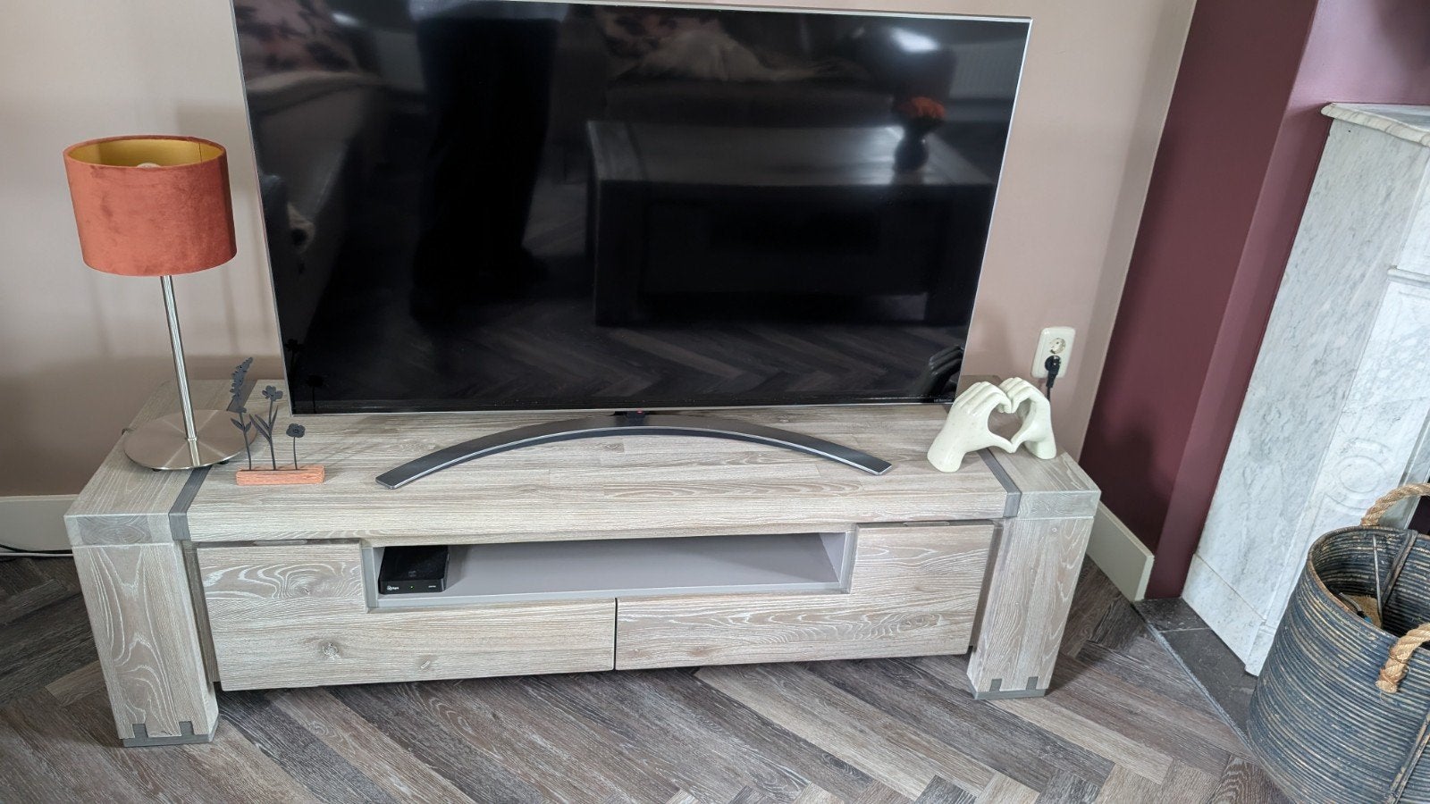 Te koop Henders en Hazel tv meubel serie avola, Huis en Inrichting, Kasten | Televisiemeubels, Ophalen, Gebruikt, 100 tot 150 cm