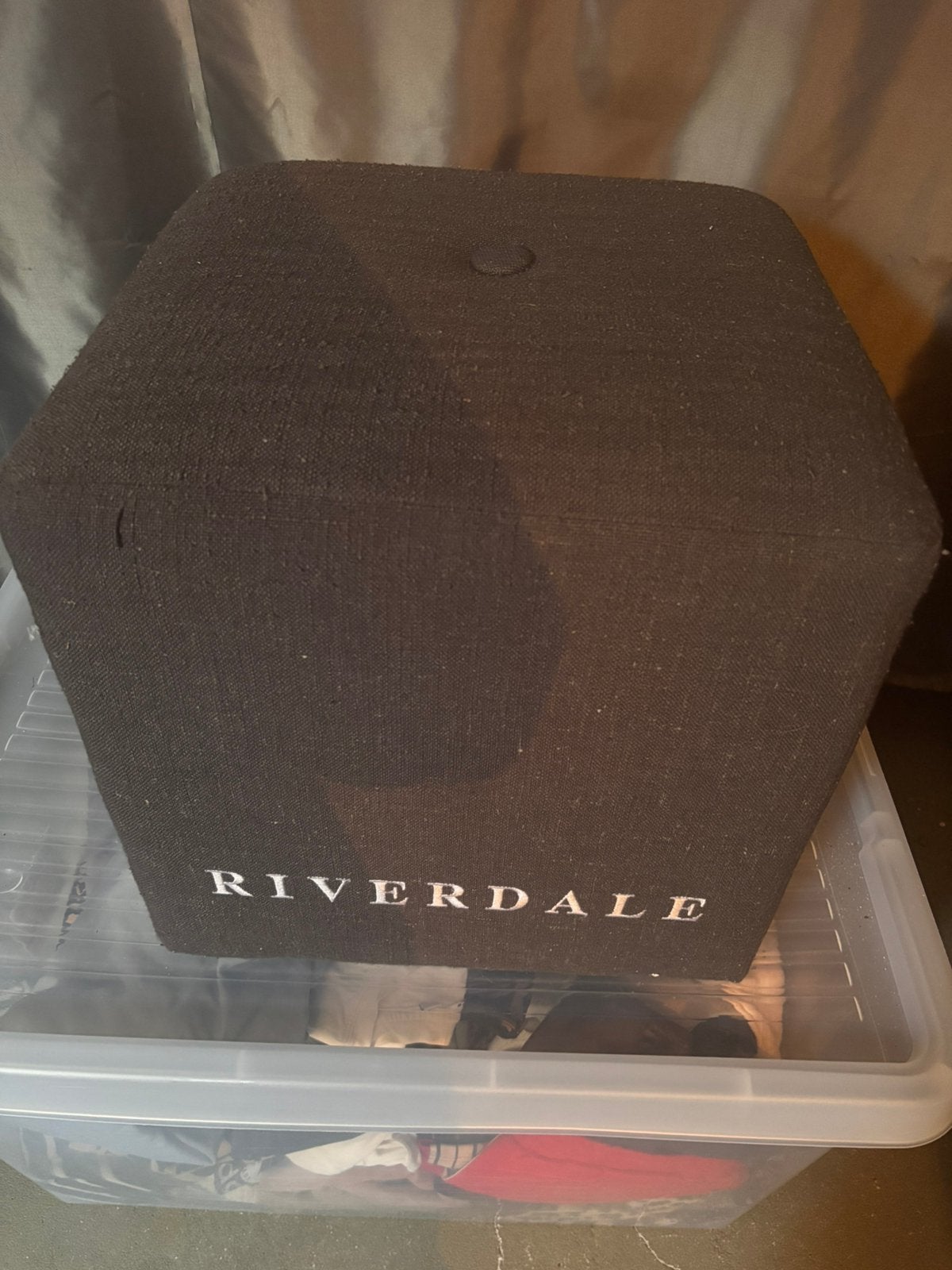 Riverdale poef, Ophalen, Minder dan 50 cm, Gebruikt, Vierkant