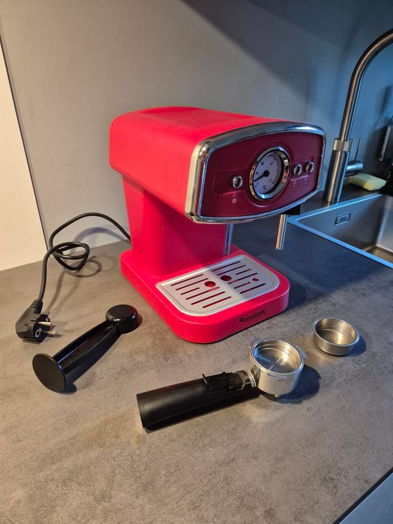 TurboTronic Espresso Apparaat Rood - Zo goed als nieuw, Ophalen, Espresso apparaat, Gemalen koffie, Zo goed als nieuw